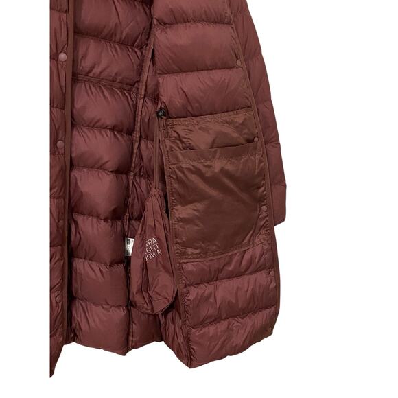 Uniqlo Women’s Ultra Light Down Jacket Small Wine Packable Travel Quilted Coat - Picture 11 of 16